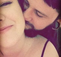 Daddy_And_Kitten18's Offline Chat Room