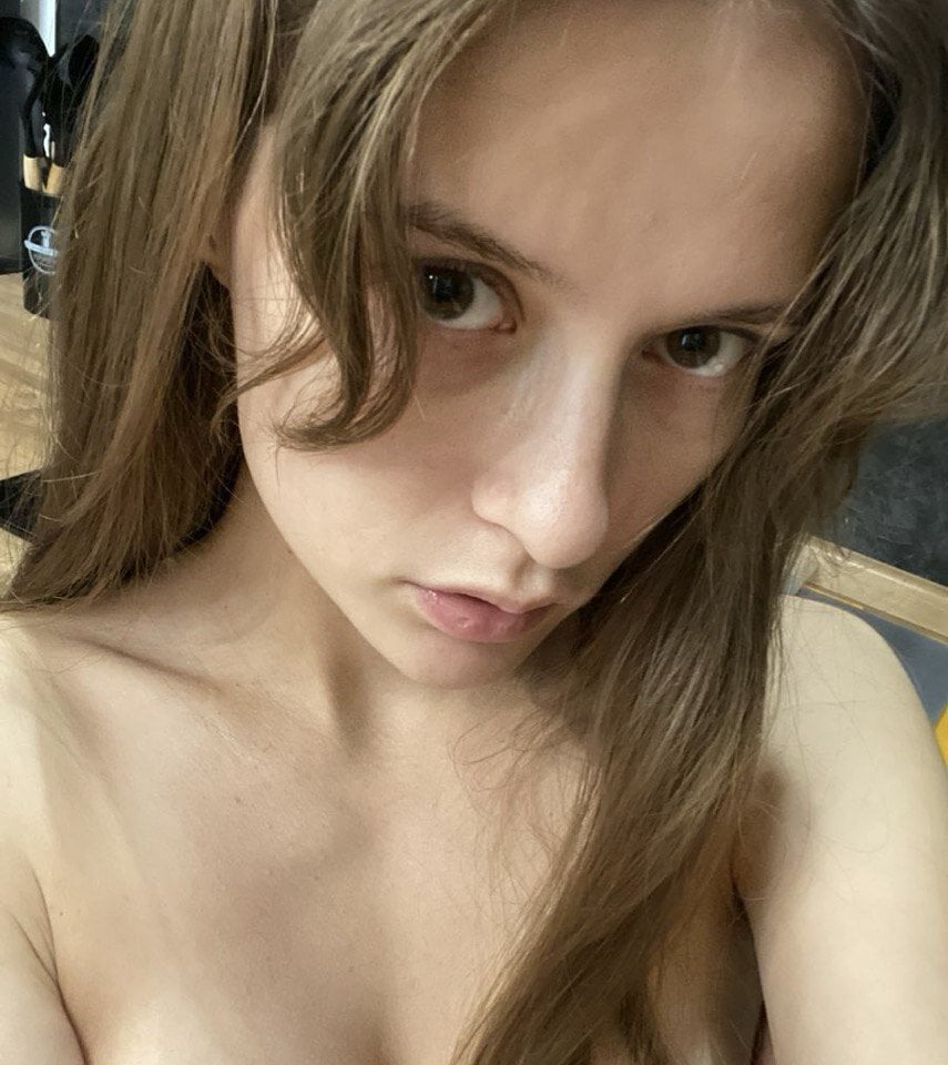 pornos.live mirabella_doll livesex profile in colombialatina cams