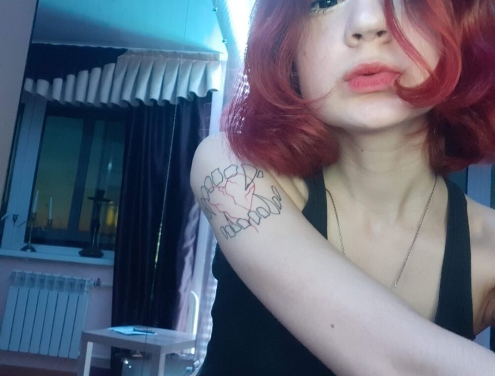 kissbi 🕤 live sex webcam
