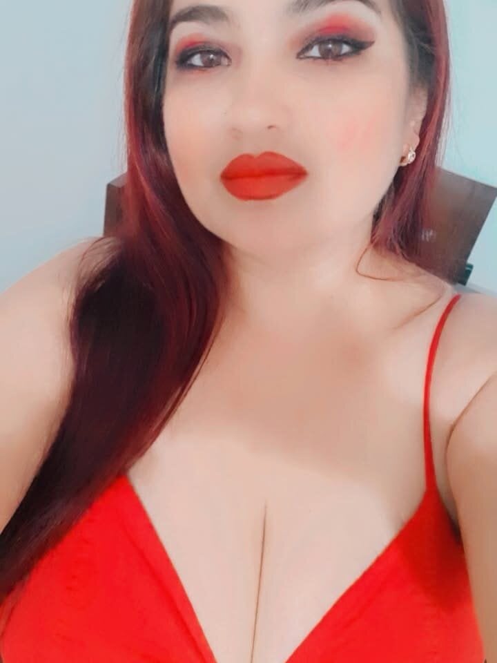 amateursex-livecam.com ariela_daltonn livesex profile in mature cams