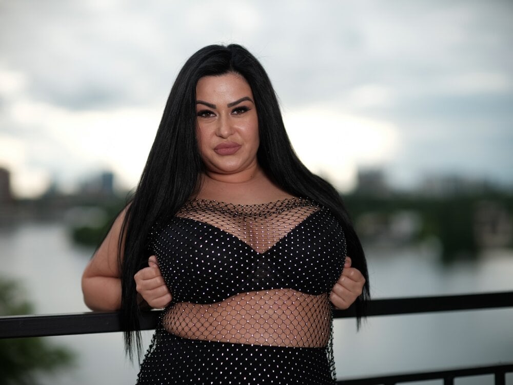 247camsex.com ailyndimondx11 livesex profile in curvy cams