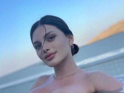 KylieBaby - Stripchat Girl 