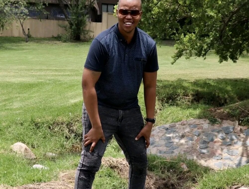 thapelo247 from stripchat
