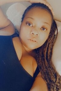 lexy44044's Offline Chat Room
