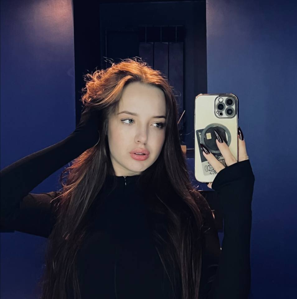 MeghanEmberton profile
