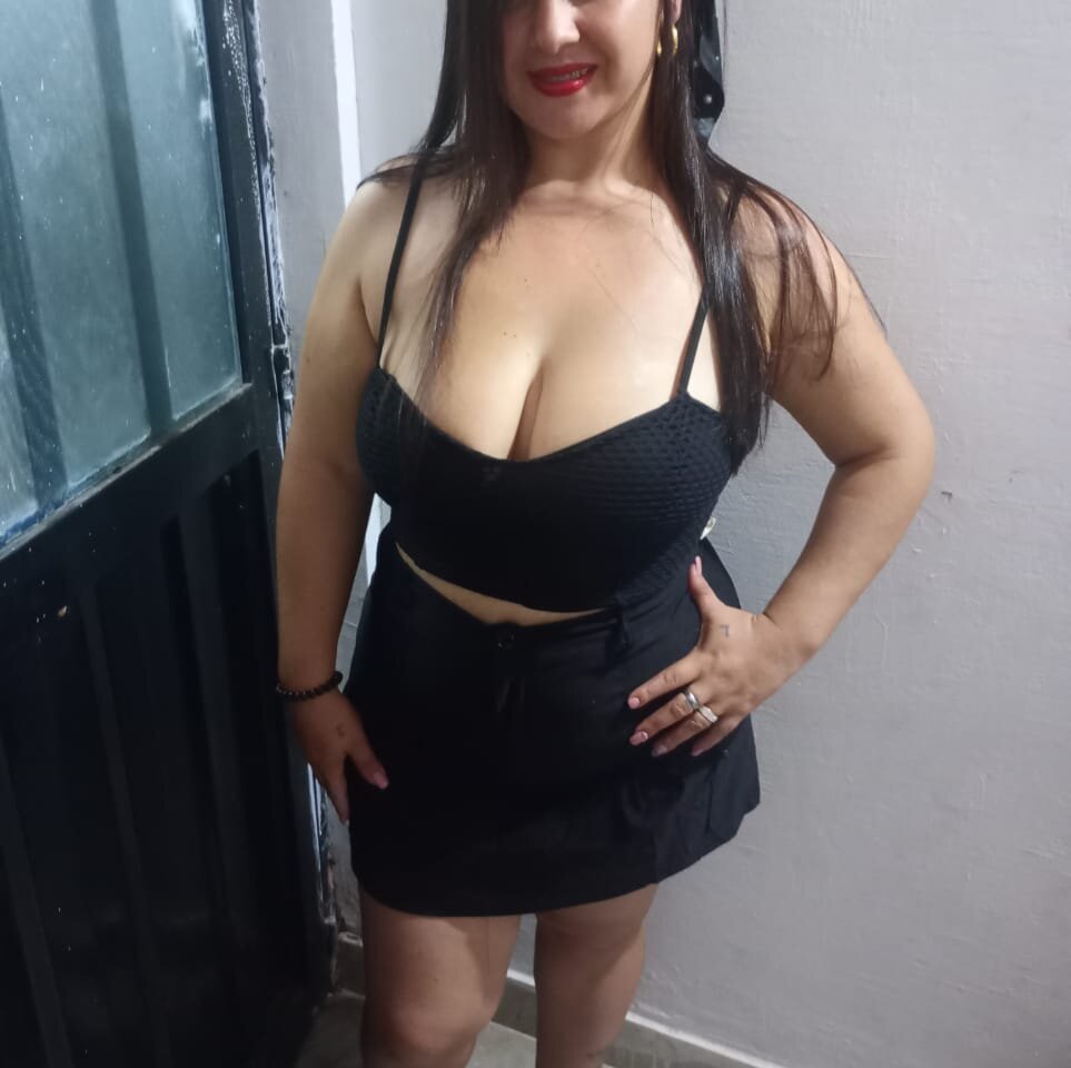 bestlivesexchat.com lorena_adamsx livesex profile in droped-down-from-the-skies cams