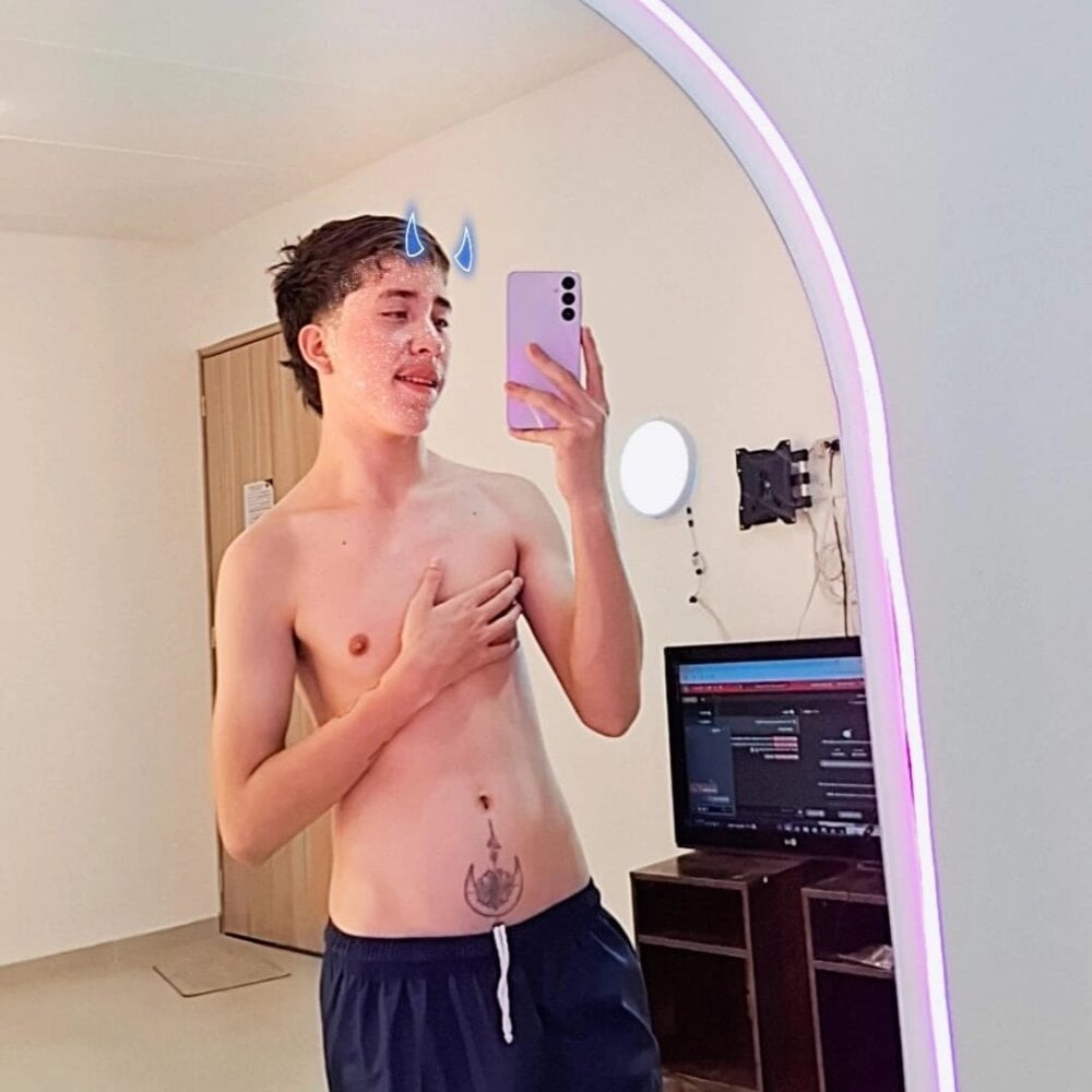Santiago_LatinBoy