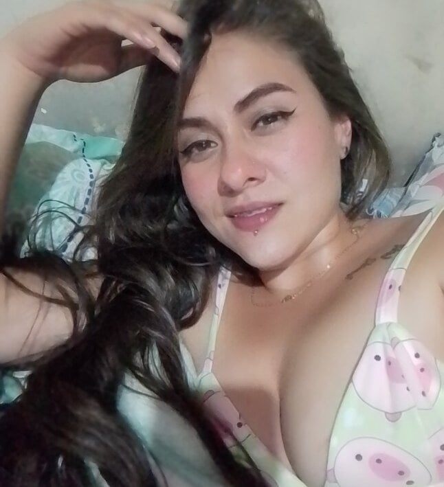 Camiqueen profile