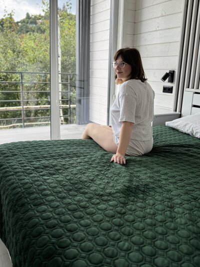 VelvetWhispers Avatar