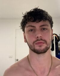 YoungDboy's webcam live show