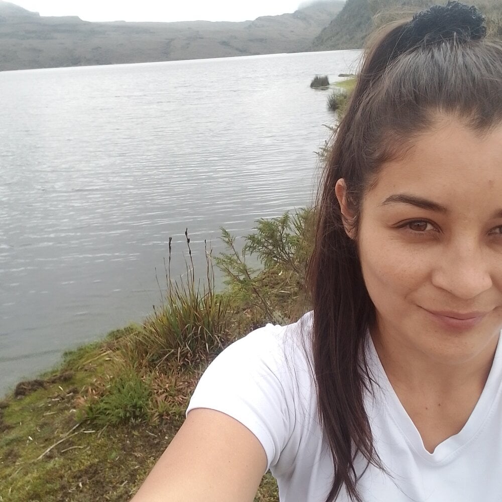 Arly_Andy_ Cameră chat offline