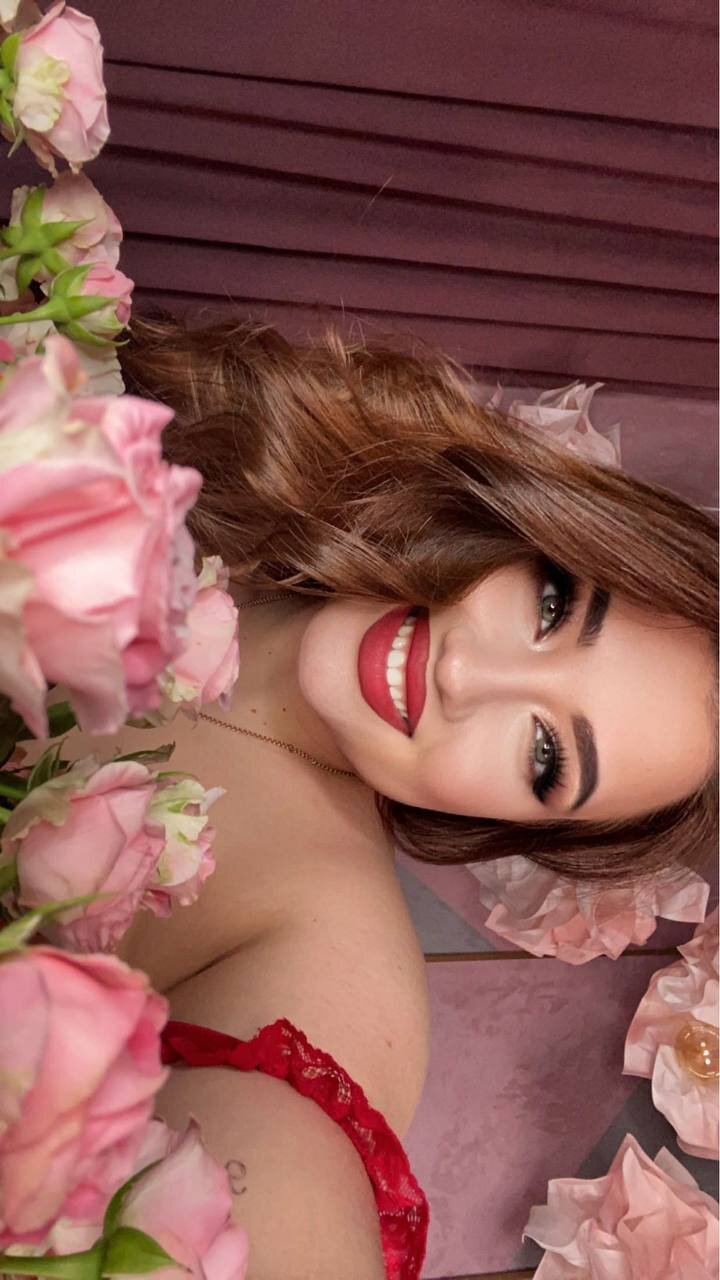 Esther_Moon_