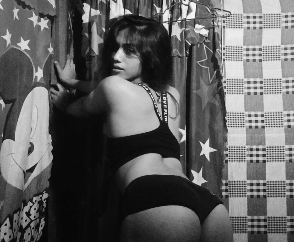 twerkalicious_babyj69 Offline XXX Chat