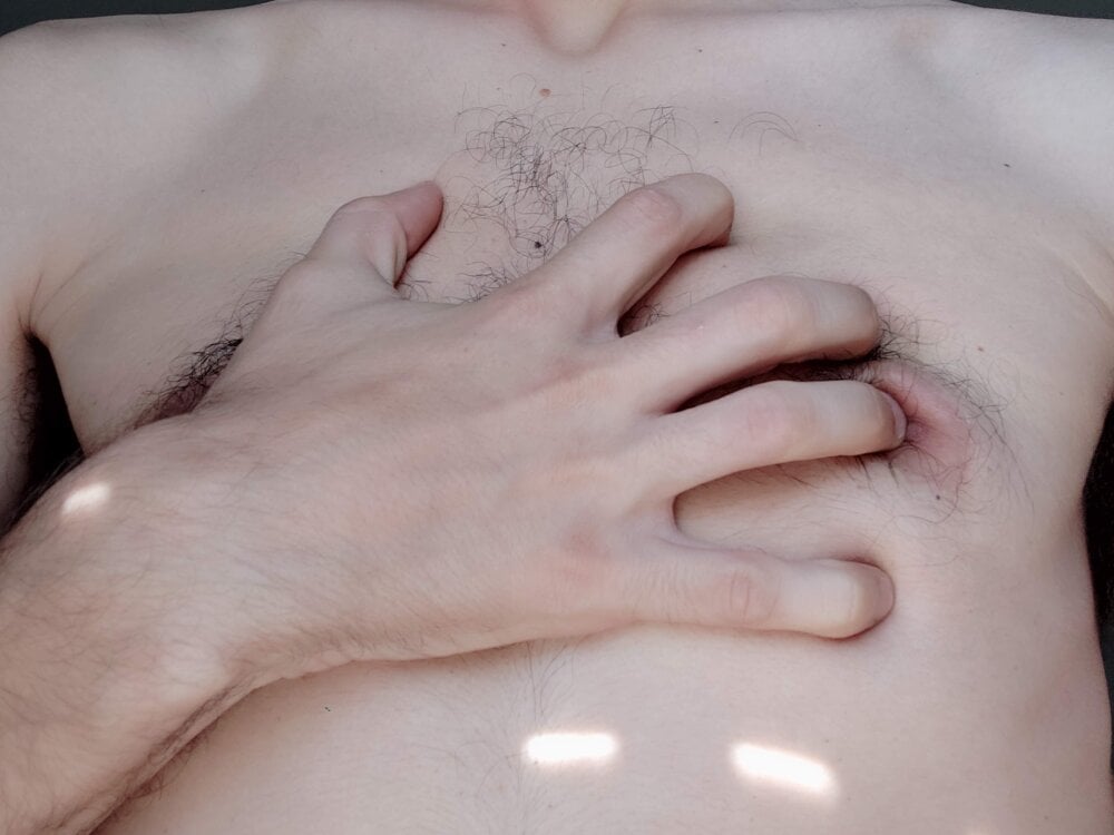 newmikecb from stripchat