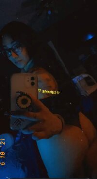 htlsjean_crlsmario's Offline XXX Chat