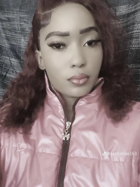 sashabaexx webcam profile - ???