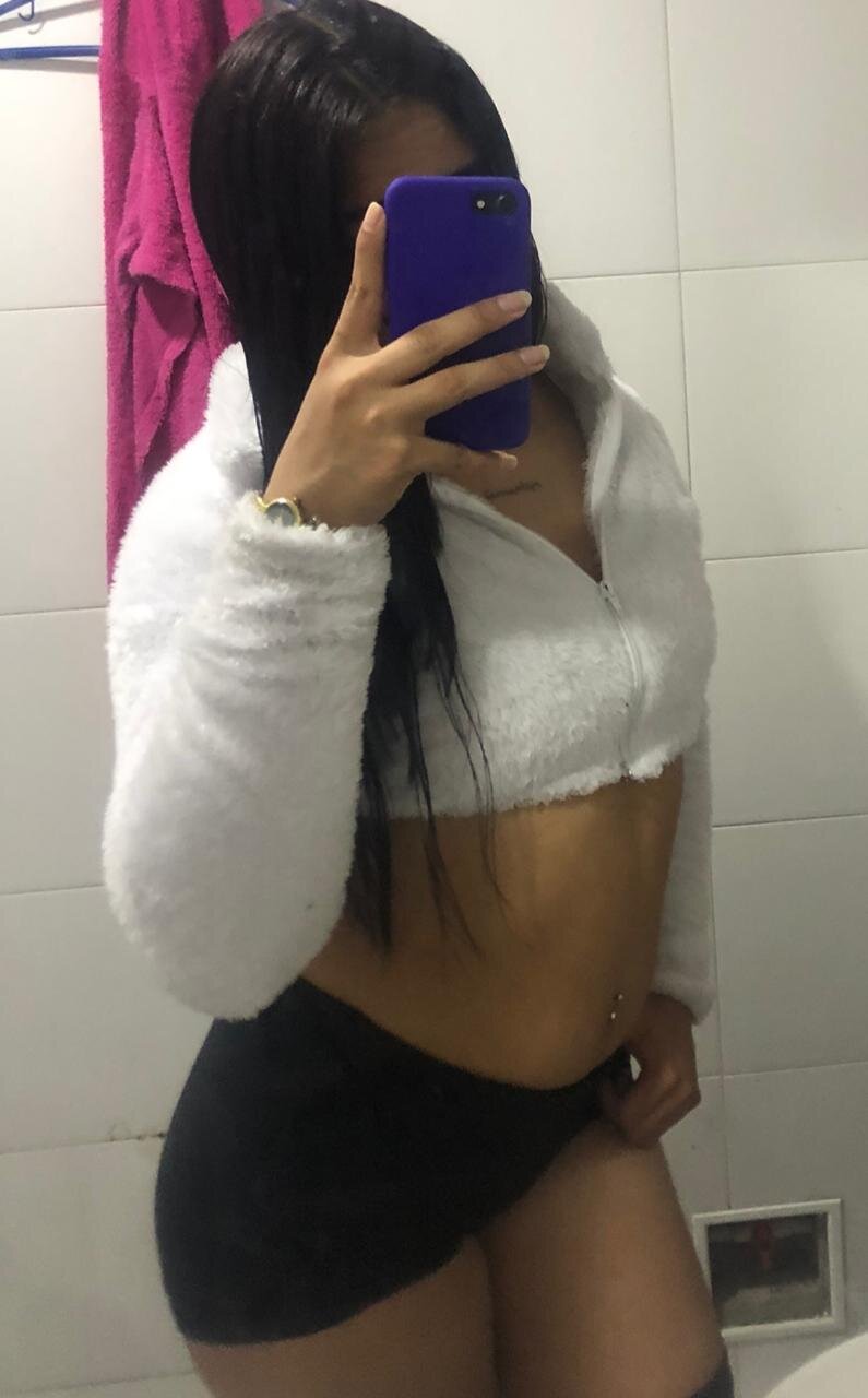 Camila_Johns_Rs