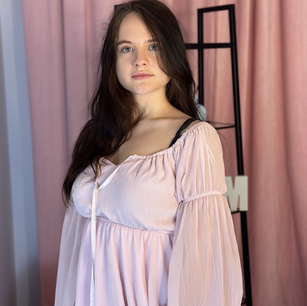 holyangell from stripchat