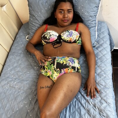 elivecams.com GuajiraKh livesex profile in ethnicityindian cams
