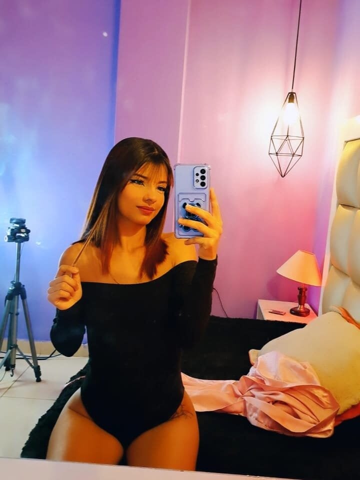 katy_peach from stripchat