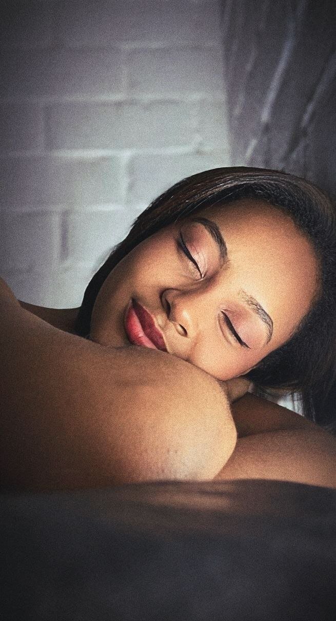 Ebony-teen1