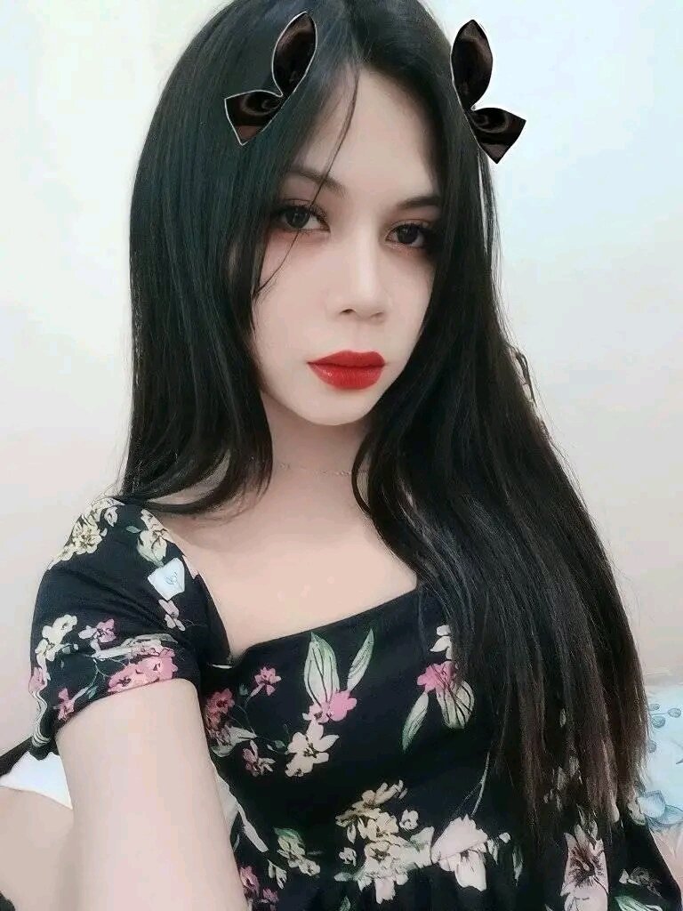 pretty_hard_kylie69