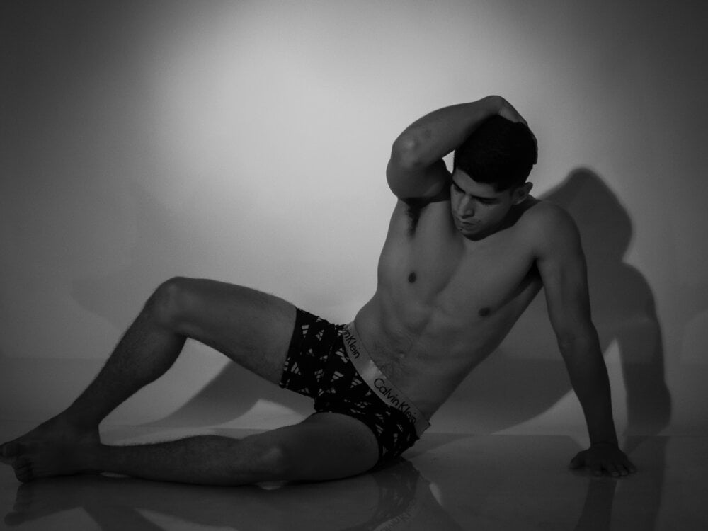 Jaxon_Steel profile