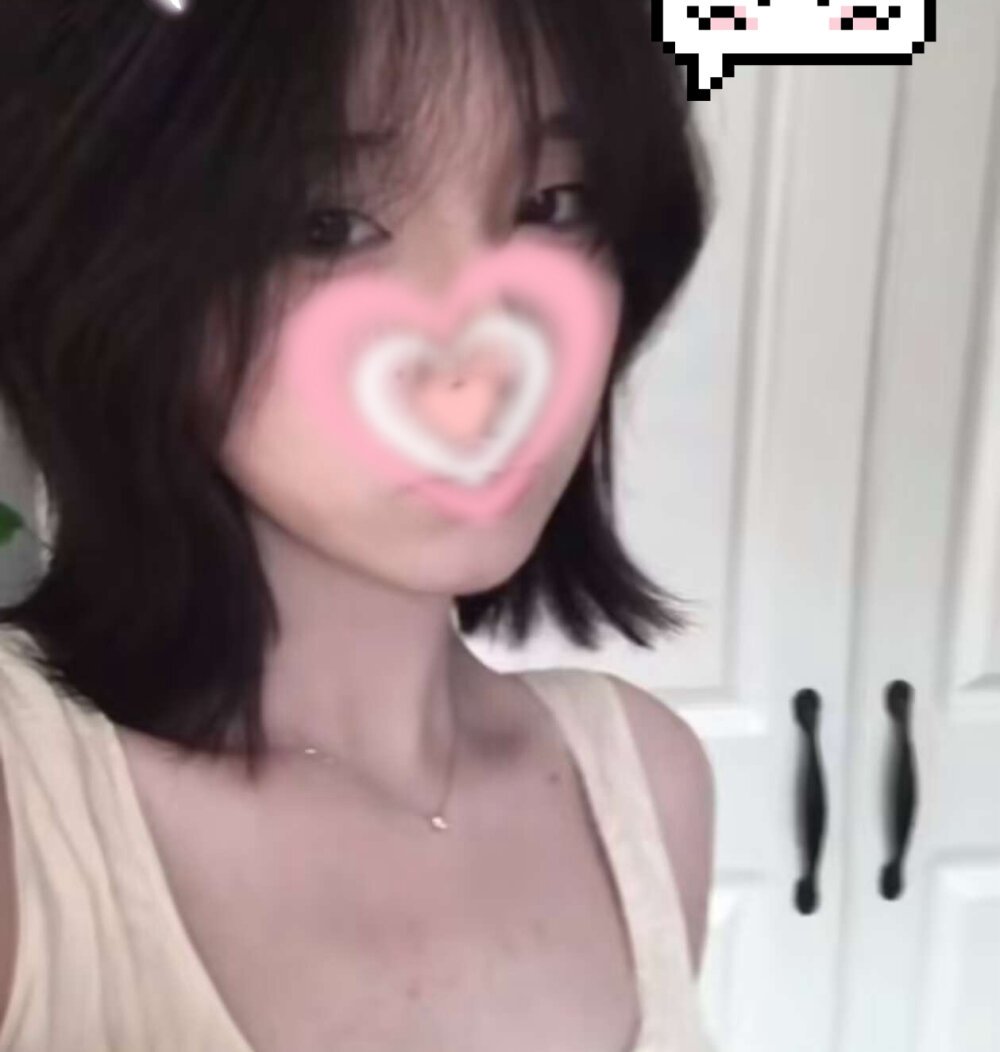 Zara__'s Offline XXX Chat