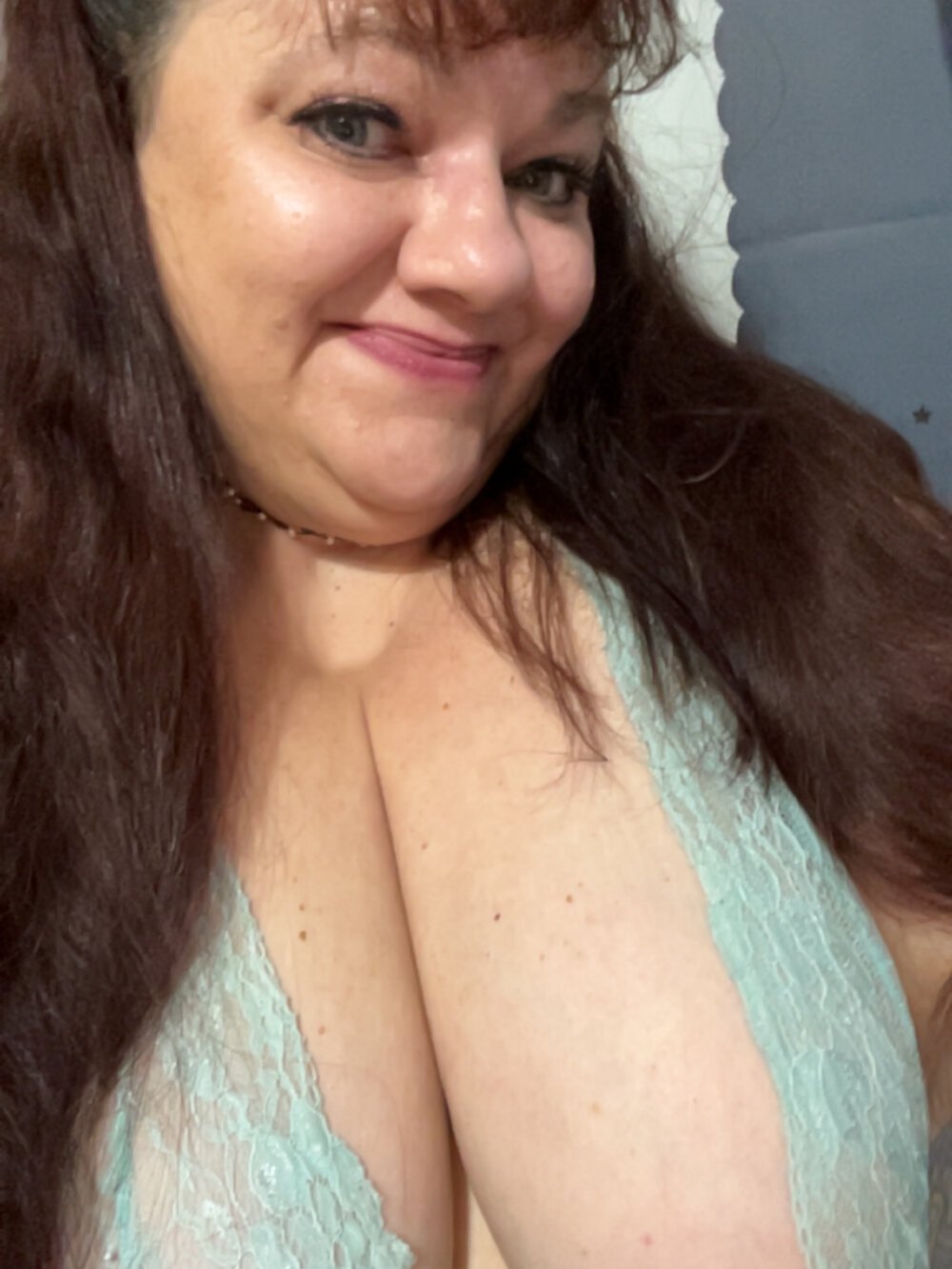 luciouslouise72@xh from stripchat