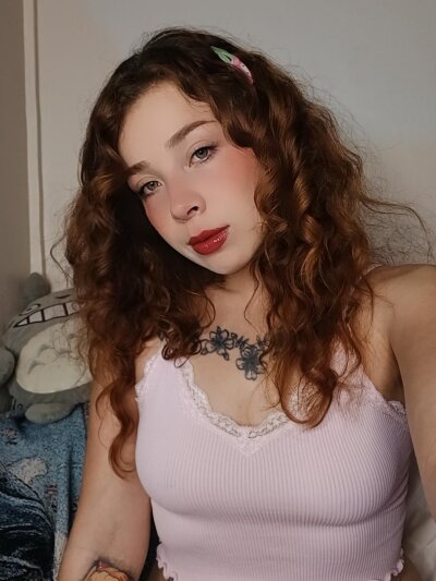 just-helly from stripchat