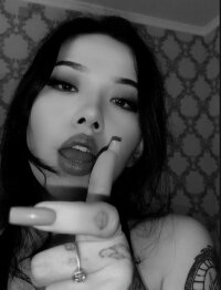 lilit_brie's Offline XXX Chat