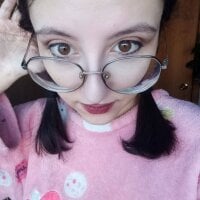 WhyCloudCry's webcam live show
