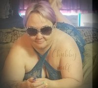 ChubbyMilf4's Offline Chat Room