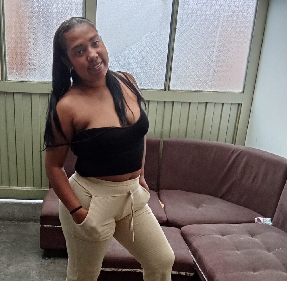 Ivette_25