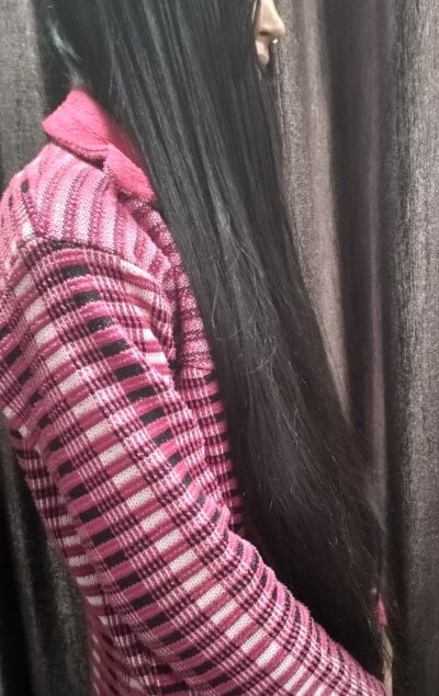 Naughty-Khusi on StripChat