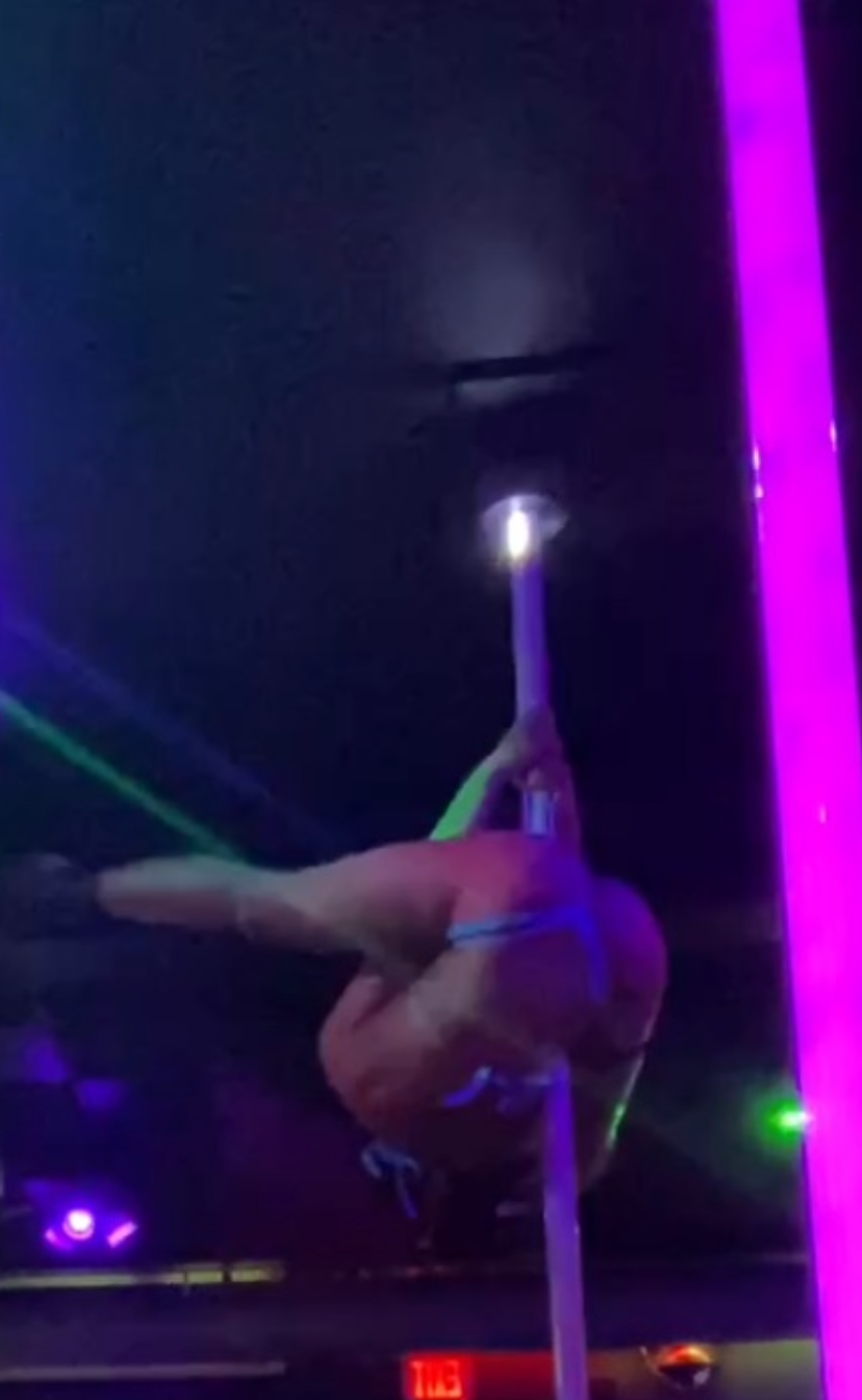 summerspeacee's Offline XXX Chat