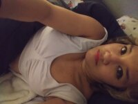 bettiexxlove87's Offline XXX Chat