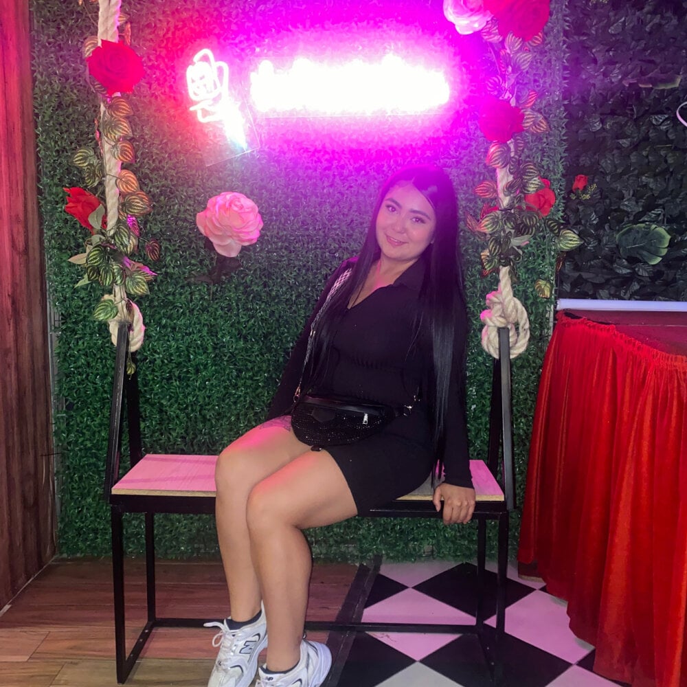 Dulce_Cloe___ profile