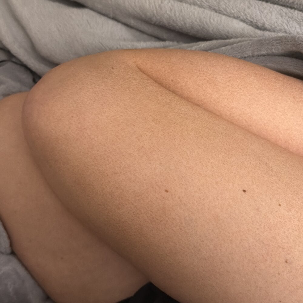 yourholes22 webcam profile - Filipino