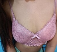 Cutiee_cat's Live Sex Cam Show