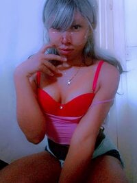cherryboom23 webcam thumbnail