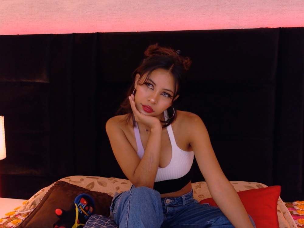 stripchat akane_uwu webcam profile pic via livestrip-joy.com