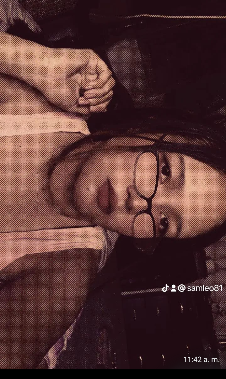 sofi_lii live cam model at StripChat