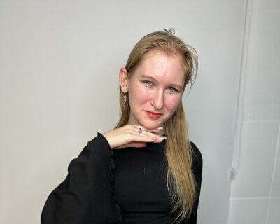 loisfunnell from stripchat