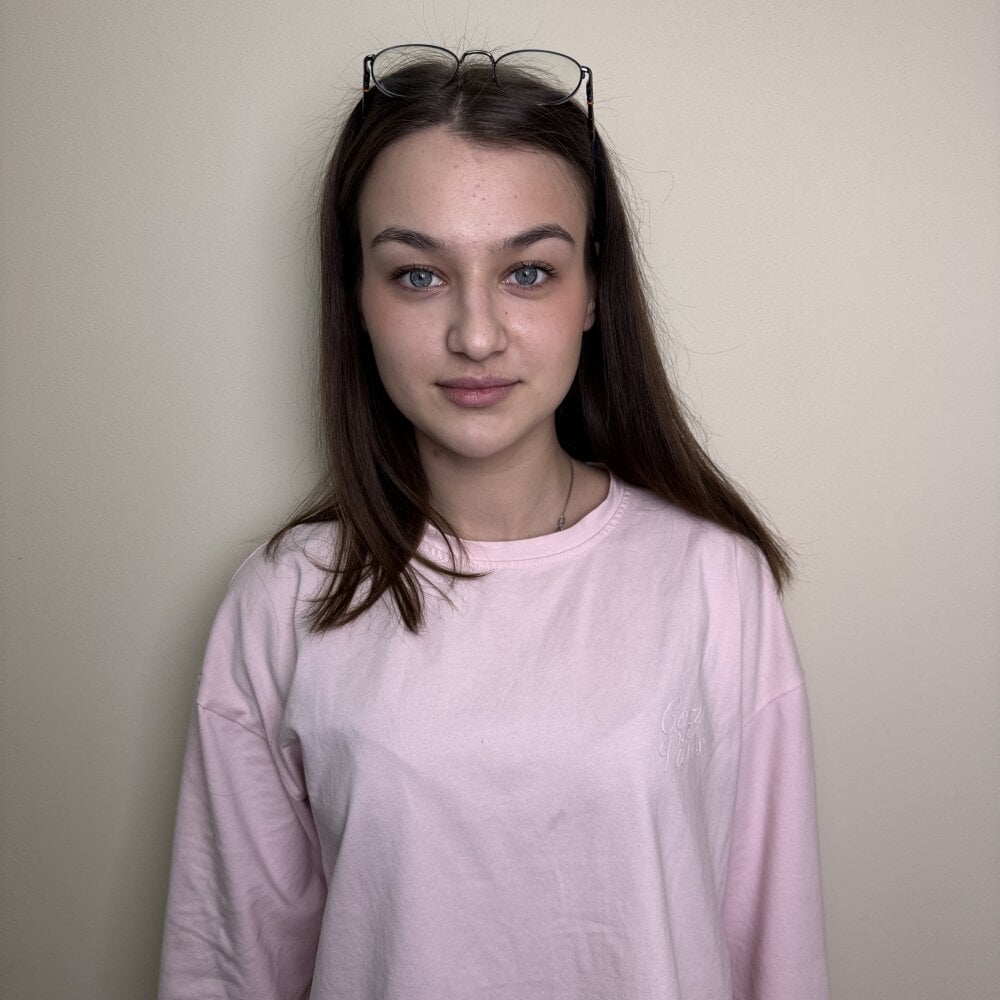 livesex.fan averyfechter livesex profile in thin cams