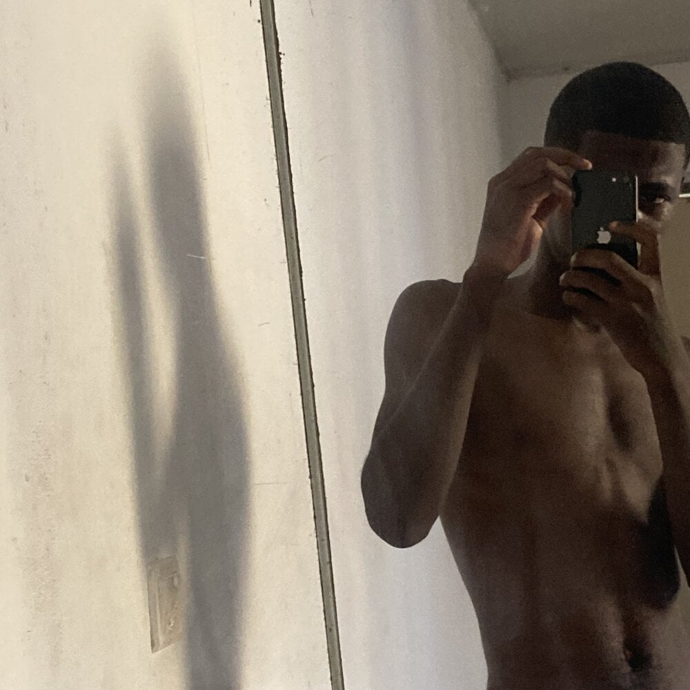 SexJob90_'s Offline XXX Chat