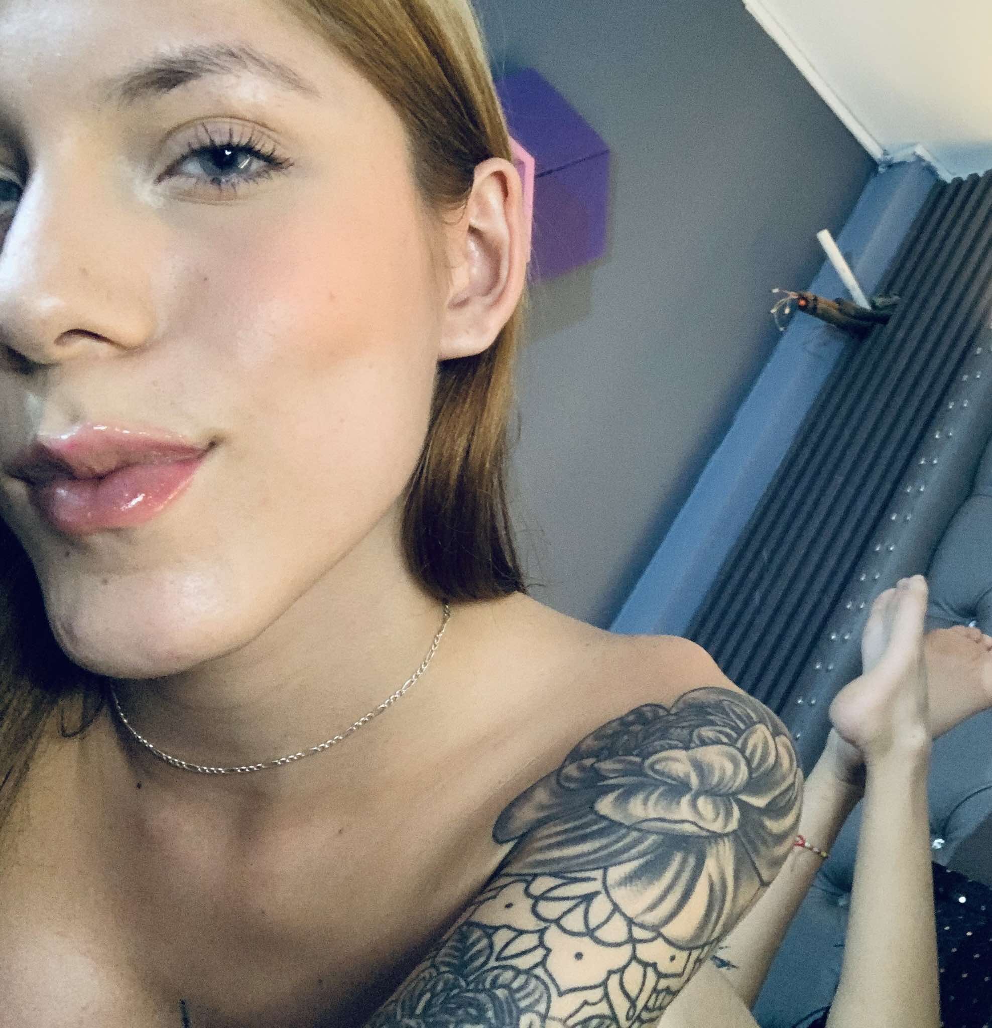 Lara_66