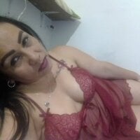madurita503's Offline Chat Room