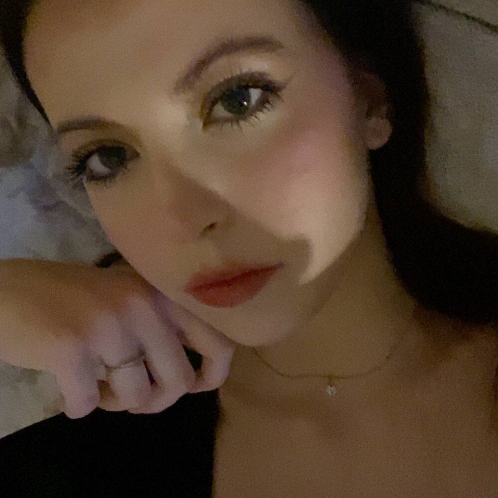 stripchat barredhelenium webcam profile pic via badgirlwebcam.com