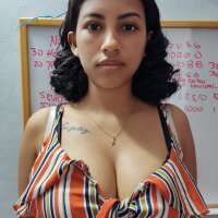 Yanara_Sub's Offline XXX Chat